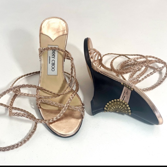 JIMMY CHOO: Rose-gold 'Geisha' braided leather, ankle-wrap wedge. Size 37/37.5. - Picture 4 of 11